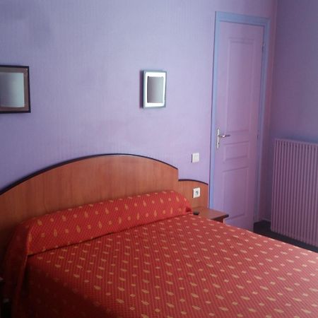 Hotel Le Carrosse Paris Extérieur photo